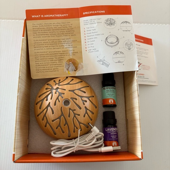 Gurunanda The Mini Tree Ultrasonic Essential Oil Diffuser with 3 Essential Oils - Picture 8 of 14